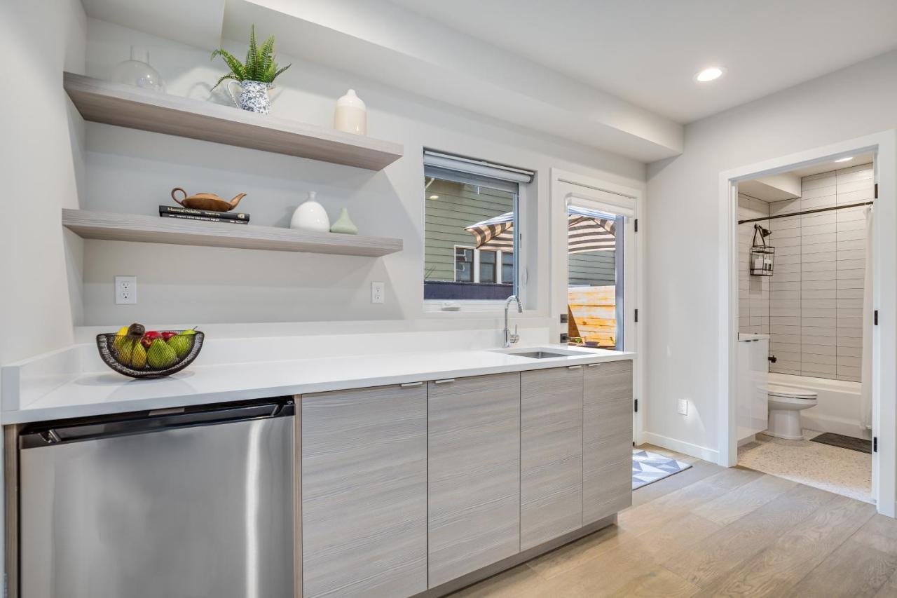 Rooftop Patio With Waterview, Private Garden & Grill 3Br 3Ba- Modern Cityscape Σιάτλ Εξωτερικό φωτογραφία